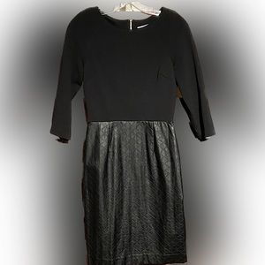 COPY - Gorgeous Calvin Klein size 2 dress in black